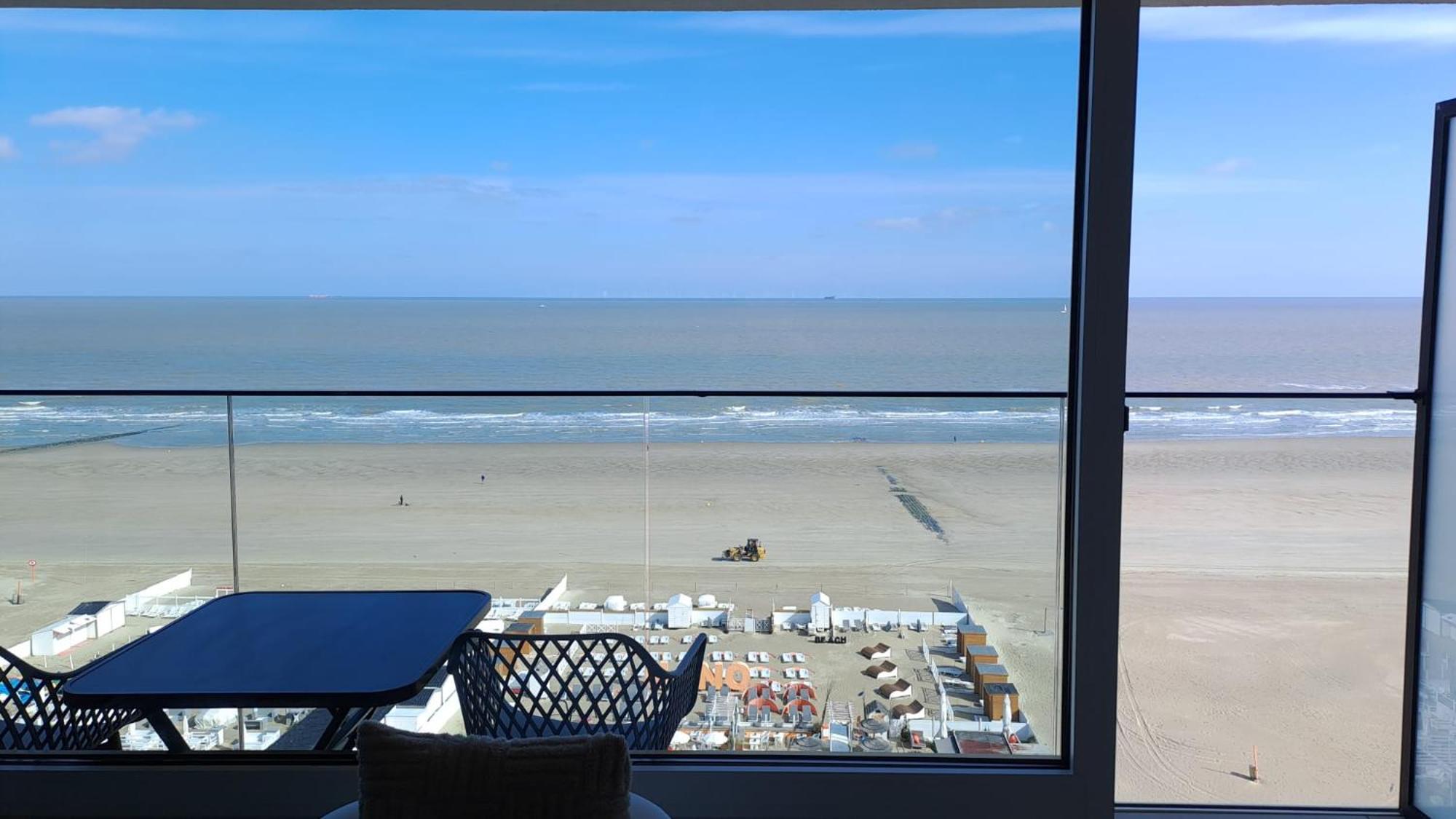 Modern Studio With Beautiful Sea View - 9Th Floor Blankenberge Zewnętrze zdjęcie